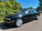 Jaguar XJ 4.2 V8 Executive YOUNGTIMER (bj 2003, automaat), Auto's, Automaat, Achterwielaandrijving, Gebruikt, 8 cilinders