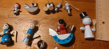 10 houten kerstdecoraties engelen sneeuwpop beschikbaar voor biedingen