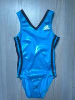 Turnpakje Adidas maat 110 116 122, Blauw, Ophalen of Verzenden, Zo goed als nieuw, Kleiner dan kindermaat 122