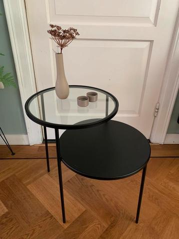 Riverdale glazen bijzettafel (s) Invito ZGAN beschikbaar voor biedingen