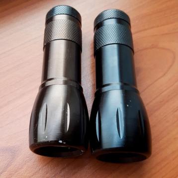 2 led zaklampen beschikbaar voor biedingen