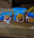 PARTIJ ZWEMARMBANDJES BABY SHARK 3-6 JAAR 18-30KG, ., Nieuw, Ophalen of Verzenden, .