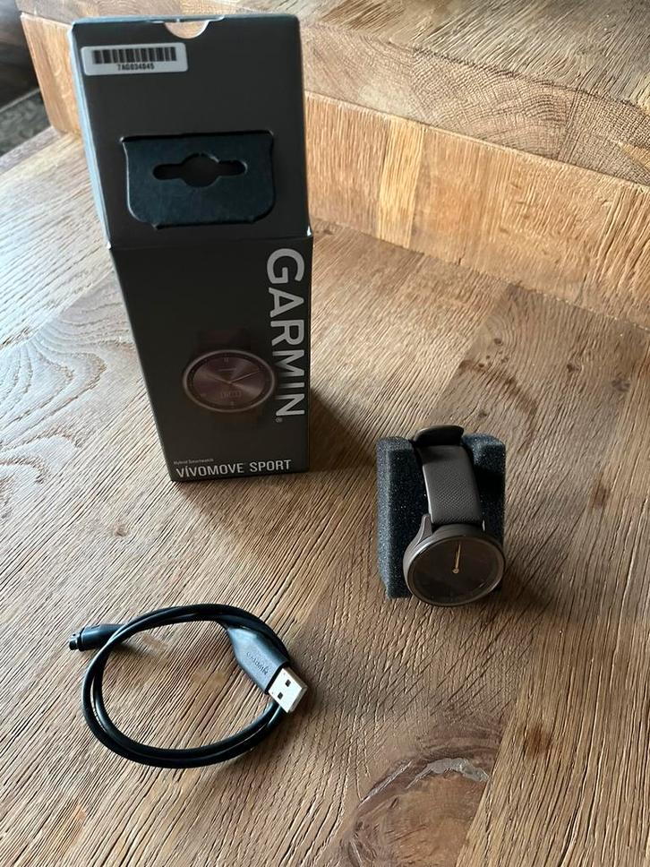 Garmin Vivomove Sport - Mokka Kleur, Sieraden, Tassen en Uiterlijk, Horloges | Dames, Zo goed als nieuw, Polshorloge, Overige merken