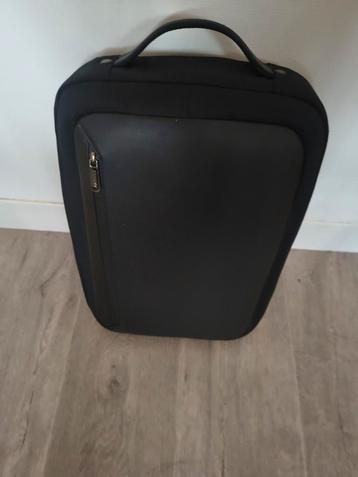 Laptop Rugtas beschikbaar voor biedingen
