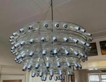 Jaren 90 design hanglamp met peertjes gloeilampen beschikbaar voor biedingen