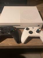Xbox one S met twee controllers, Met 2 controllers, Xbox One S, Gebruikt, Ophalen of Verzenden