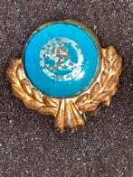 Vintage Skoda Speldje - Blauw met Gouden Details, Ophalen of Verzenden, Gebruikt, Overige onderwerpen, Speldje of Pin