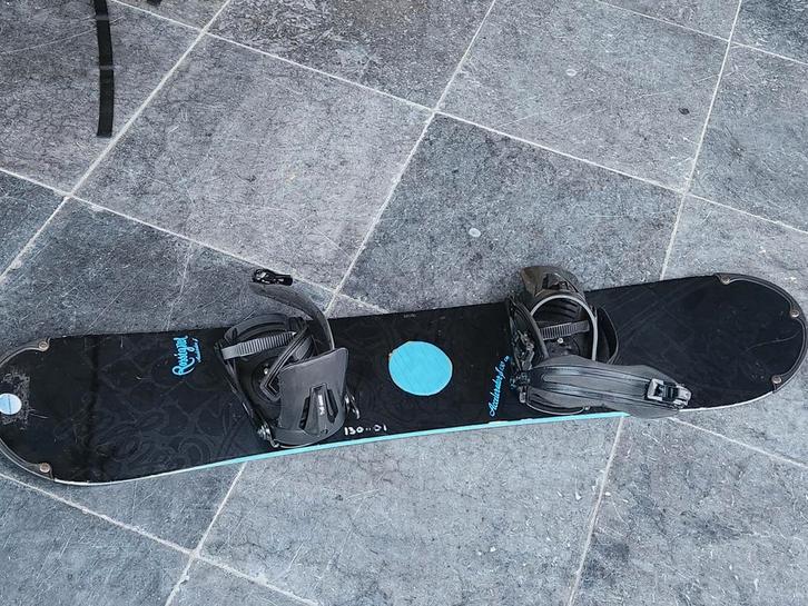 Snowboard  Rossignol 130, Sport en Fitness, Snowboarden, Gebruikt, Board, Ophalen of Verzenden