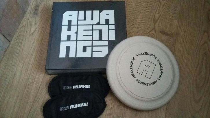 Boek Awakenings NIEUW,  tent slaapzakken etc., Boeken, Biografieën, Nieuw, Sport, Ophalen of Verzenden
