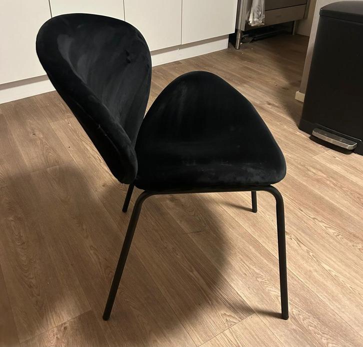 4 (eet)kamer stoelen - Donkerblauw rond / ovaalvormig, Huis en Inrichting, Stoelen, Zo goed als nieuw, Vier, Stof, Blauw, Ophalen