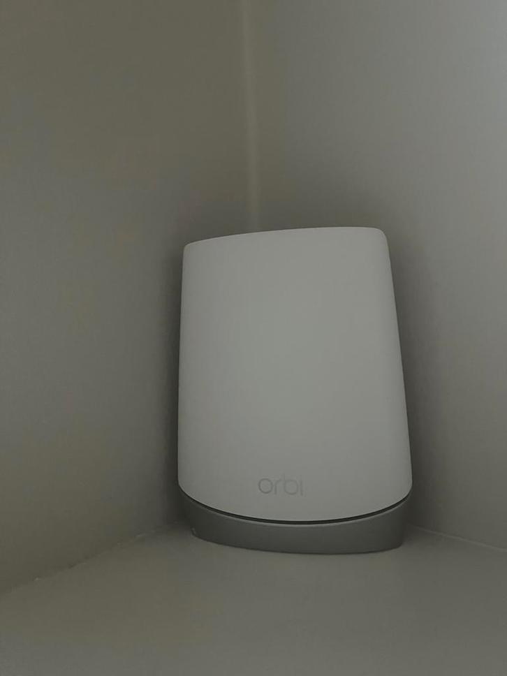 Netgear orbi WiFi 6 set (1x router en 3 satellieten), Computers en Software, WiFi-versterkers, Zo goed als nieuw, Ophalen