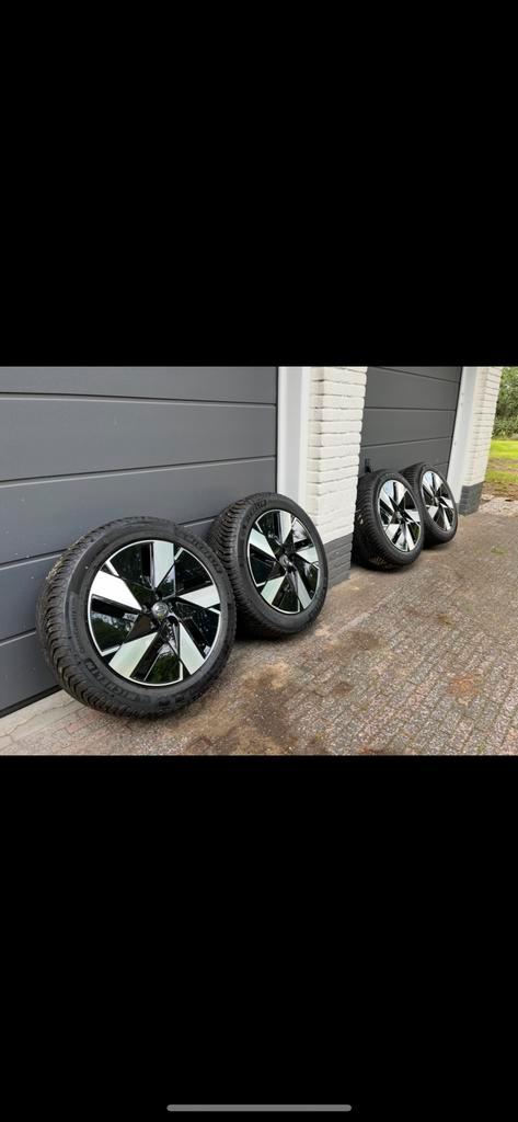 Volvo XC40 Michelin All-season 19” ook P8, EX40 en C40, Auto-onderdelen, Banden en Velgen, Banden en Velgen, All Season, 19 inch