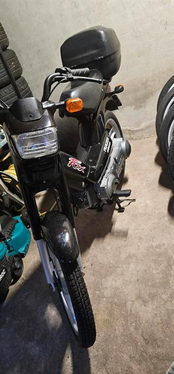 Peugeot fox deluxe nieuwstaat 8850km!! 2e eigenaar beschikbaar voor biedingen