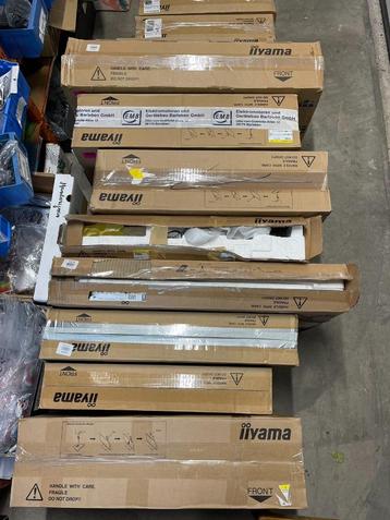 8 stuk Kapot Iiyama Monitor gebruik als onderdelen Goedkoop beschikbaar voor biedingen