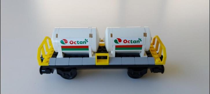 Lego trein: octan wagon (MOC), Kinderen en Baby's, Speelgoed | Duplo en Lego, Zo goed als nieuw, Lego, Complete set, Ophalen of Verzenden
