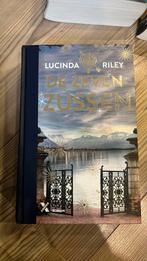 Lucinda Riley - De zeven zussen - luxe editie, Boeken, Literatuur, Lucinda Riley, Ophalen of Verzenden, Zo goed als nieuw