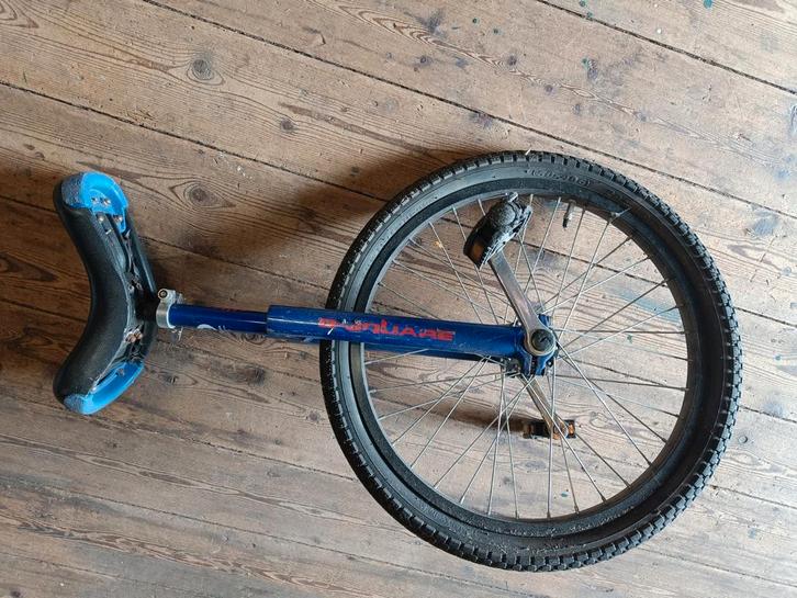 b square eenwieler, blauw, Fietsen en Brommers, Fietsen | Eenwielers, Gebruikt, Ophalen