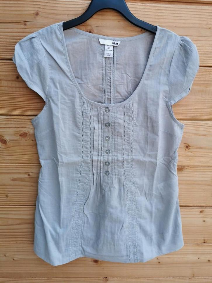 H&M parelgrijze blouse mt. XS-S, Kleding | Dames, Blouses en Tunieken, Nieuw, Maat 36 (S), Grijs, Verzenden