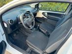 Toyota Aygo 1.0 VVT-i Access NAP 3 DEURS, Voorwielaandrijving, Euro 5, Stof, Gebruikt