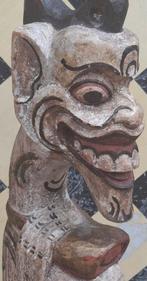 Indonesië. Houtsnijwerk. Handmade/handpainted.  66 cm., Antiek en Kunst, Kunst | Niet-Westerse kunst, Ophalen