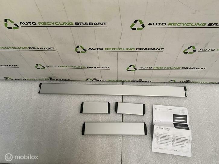 Scheidingspanelen Kofferbak Renault Clio 3 NIEUW 7711237297, Auto-onderdelen, Interieur en Bekleding, Gebruikt, Ophalen of Verzenden