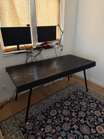 Mooie zwarte eettafel 