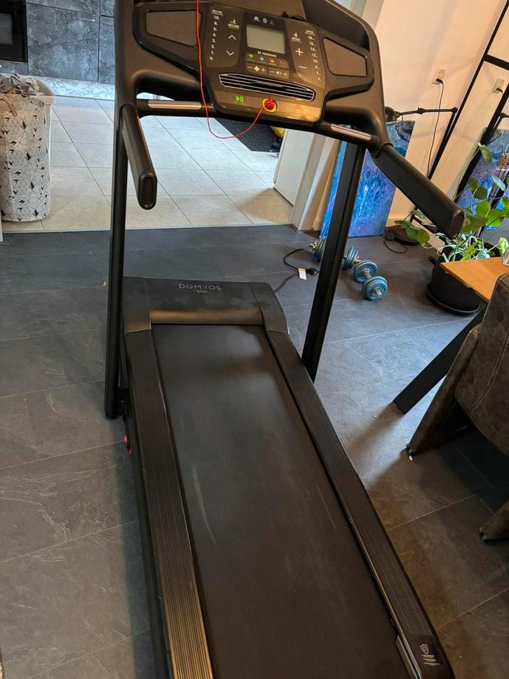 Domyos T900C Loopband – 18 km/u, 10% helling, 32 programma’s, Sport en Fitness, Fitnessapparatuur, Zo goed als nieuw, Loopband