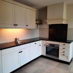 Hoekkeuken gebroken wit,  compleet met apparatuur,, Huis en Inrichting, Keuken | Complete keukens, Ophalen, Gebruikt, Graniet of Steen
