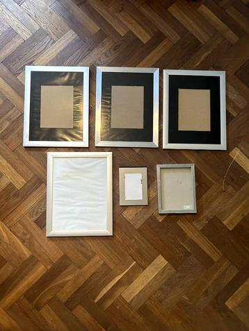  6 fotolijsten  beschikbaar voor biedingen