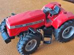 Massey ferguson 9240, Hobby en Vrije tijd, Modelauto's | 1:32, Ophalen of Verzenden, Gebruikt, Tractor of Landbouw, Universal Hobbies