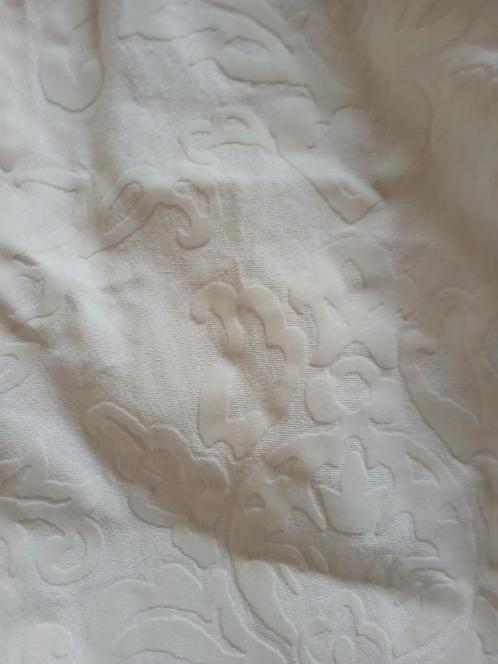 2 sets zie omschrijving prijzen /crem opleggende lelie,s, Huis en Inrichting, Stoffering | Gordijnen en Lamellen, Zo goed als nieuw