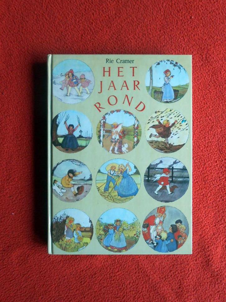 Rie Cramer: Het jaar rond (januari t/m december), Boeken, Kinderboeken | Jeugd | onder 10 jaar, Gelezen, Ophalen of Verzenden