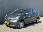 Toyota Aygo 1.0-12V + NIEUW APK / AIRCO, Voorwielaandrijving, Gebruikt, 4 stoelen, 68 pk