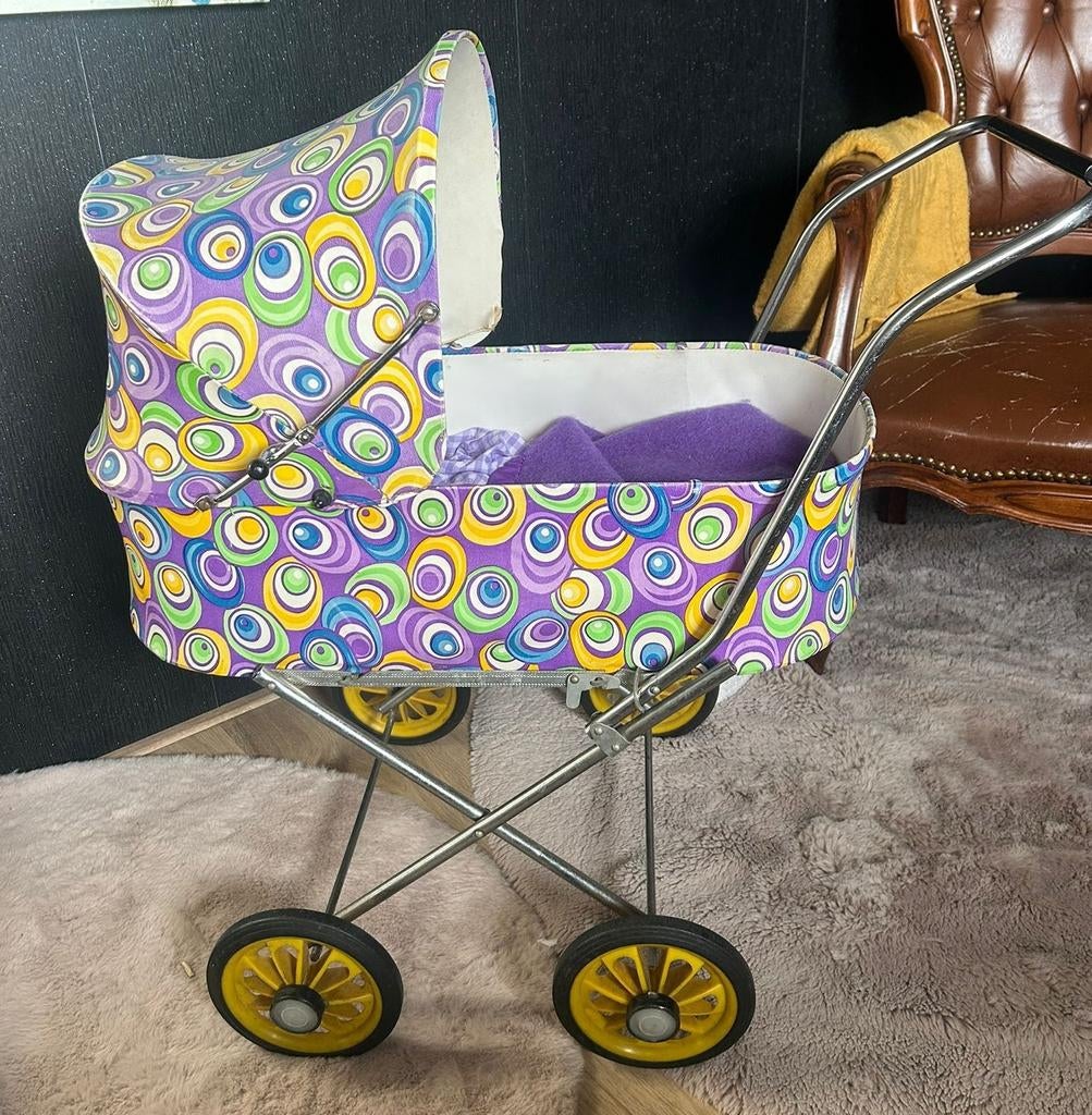 Retro Vintage kinderwagentje, Antiek en Kunst, Ophalen