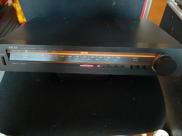 Akai AT-K102 Stereo Tuner beschikbaar voor biedingen