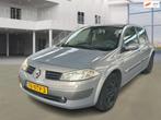 Renault Mégane 2.0-16V Authentique AUT CRUISE 2 X SLEUTELS, 1998 cc, 135 pk, Gebruikt, 4 cilinders