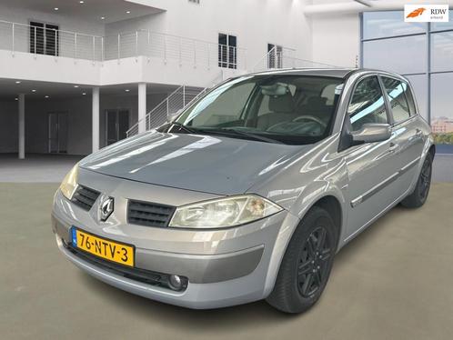Renault Mégane 2.0-16V Authentique AUT CRUISE 2 X SLEUTELS, Auto's, Renault, Bedrijf, Te koop, Mégane, Benzine, Euro 4, E, Hatchback