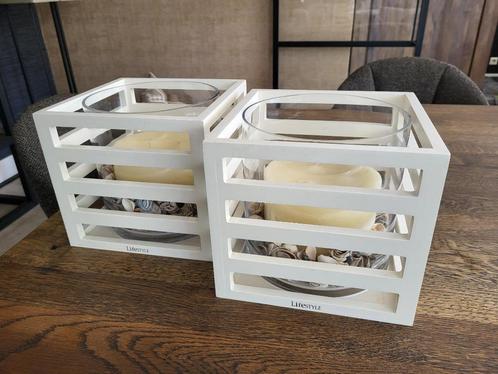 2 stoere windlichten, merk Lifestyle, met inhoud, wit, izgs, Huis en Inrichting, Woonaccessoires | Kandelaars en Kaarsen, Zo goed als nieuw