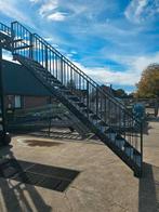 Stalen trap antraciet als nieuw hoog 3 ,25mtr. Nob140, Doe-het-zelf en Verbouw, Ladders en Trappen, Ophalen of Verzenden, Zo goed als nieuw