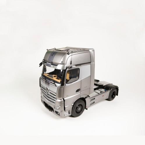 NZG Mercedes Benz Actros Gigaspace 4x2
"Edition 3" 1:18 Nieu, Hobby en Vrije tijd, Modelauto's | 1:18, Nieuw, Ophalen of Verzenden