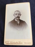 CDV, Stoere zeeman?, W.D. Niestadt & Zoon, Schagen, Ophalen of Verzenden, Voor 1940, Gebruikt, Foto