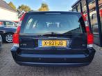 Volvo V70 2.4 Summum Automaat 170PK LEER / NAVI / SUNROOF, Auto's, Volvo, Beige, Zwart, 2435 cc, 170 pk