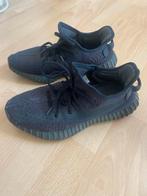 Zwarte yeezys, Kleding | Heren, Schoenen, Zwart, Ophalen of Verzenden, Adidas, Sneakers of Gympen