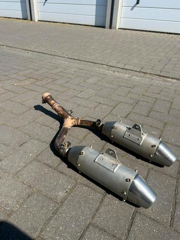 Origineel uitlaat crf 250 2008  beschikbaar voor biedingen