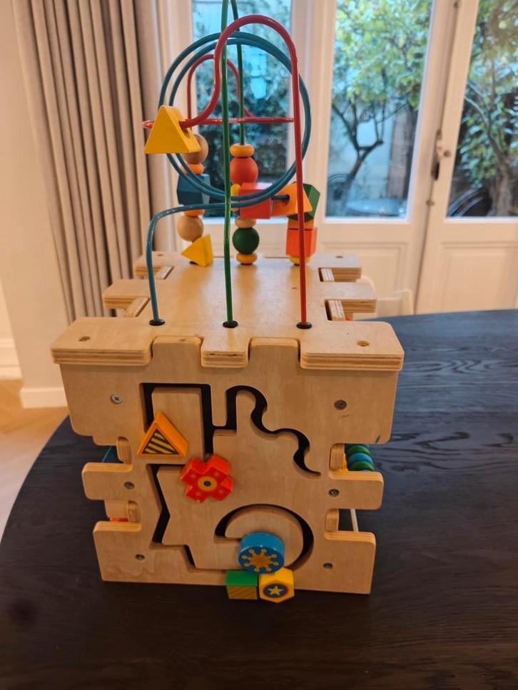 KidKraft Activiteitenkubus - nieuwprijs 83 euro, Kinderen en Baby's, Speelgoed | Educatief en Creatief, Zo goed als nieuw, Ontdekken