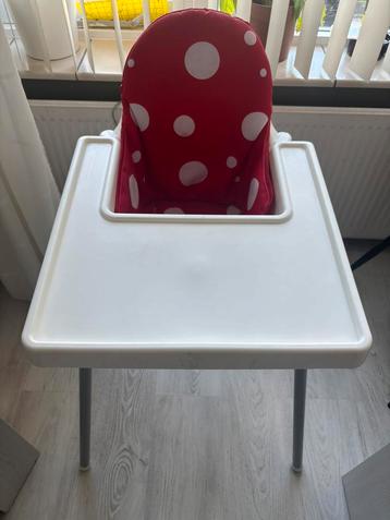 Ikea kinderstoel beschikbaar voor biedingen