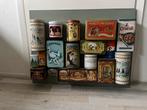 Bord met oude blikken, Huis en Inrichting, Woonaccessoires | Wanddecoraties, Ophalen, Gebruikt