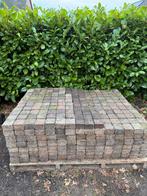 Klinkers, tegels en banden - ca. 20m2, Tuin en Terras, Ophalen, Gebruikt, Klinkers, 10 m² of meer