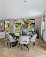 Puuur ronde eettafel, Huis en Inrichting, Tafels | Eettafels, 150 tot 200 cm, Ophalen of Verzenden, Zo goed als nieuw, Vijf personen of meer