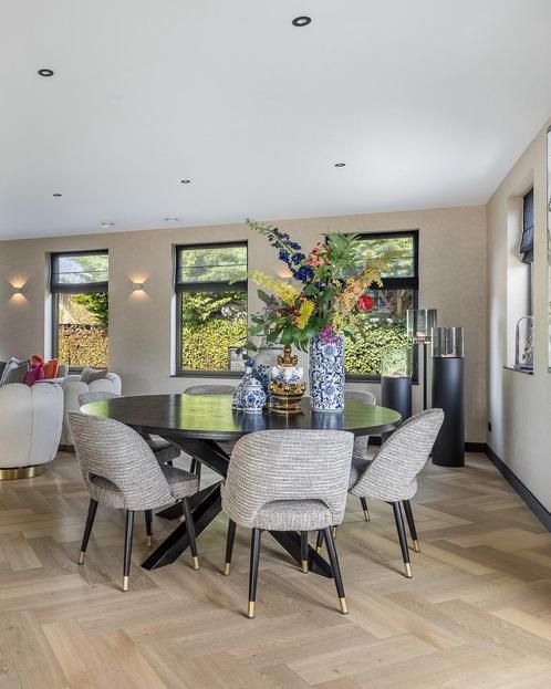 Puuur ronde eettafel, Huis en Inrichting, Tafels | Eettafels, Zo goed als nieuw, 150 tot 200 cm, 150 tot 200 cm, Vijf personen of meer